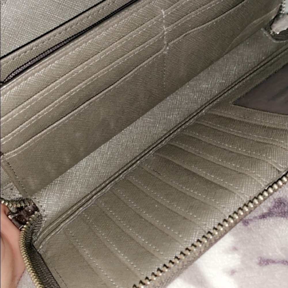 Wallet - Picture 2 of 2